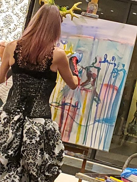 Marlyn Live painting